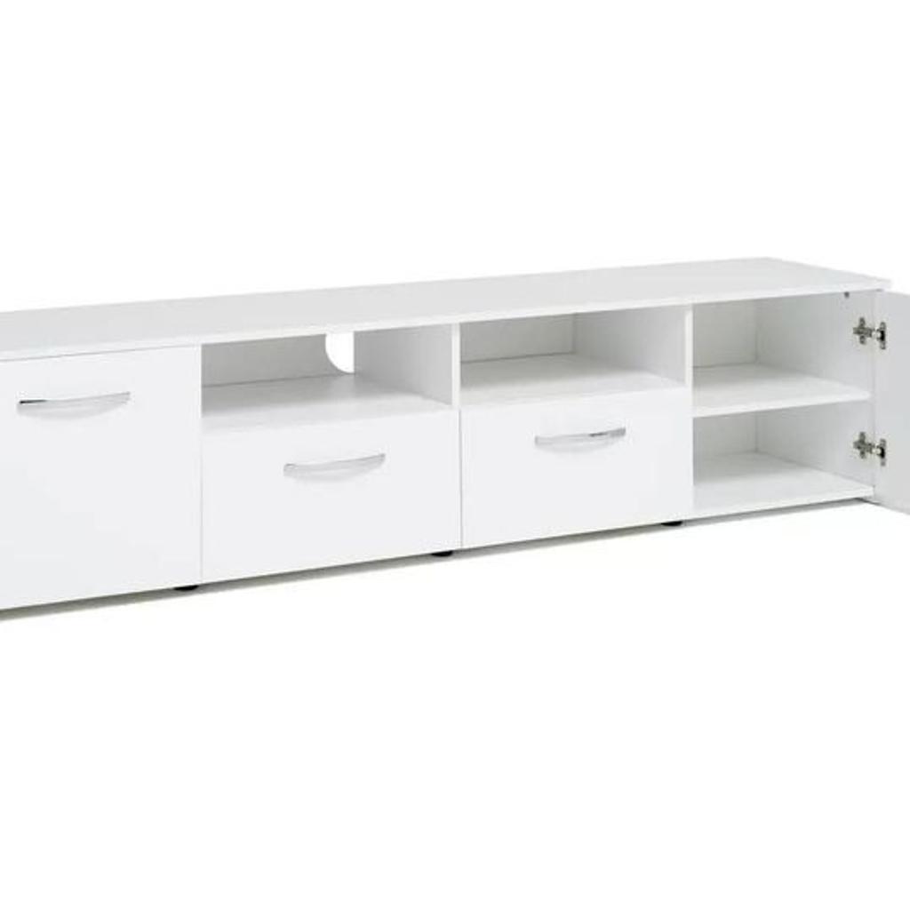 Habitat Hayward 2 Door 2 Drawer TV Unit - White Gloss

🔶New/other. Flat packed in the box🔶

Made from foil faced chipboard with a gloss finish.
Size H 43.1, W 180, D 39.9cm.
Weight 38kg.
2 drawers with metal runners.
4 shelves.
2 doors.
Black handles.
2 media storage sections.
Largest height of media equipment sections 14.8cm.
Easy cable access.
Suitable for screen sizes up to 75in.
Maximum weight of TV 40kg

🔶 Check our other items🔶