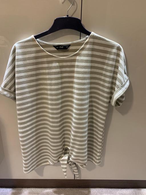 Buy & Sell West Yorkshire Kirklees - Photos for Cream & Taupe Striped Top