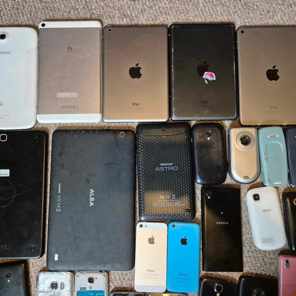 All phones untested. For parts or repair