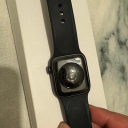 Apple Watch SE GPS + Cellular, 40mm Space Grey Aluminium Case with Midnight Sport Band - Regular

Worn a few times only- no scratches or scuffs

Advise delivery with tracking because of cost of item. Can discuss.