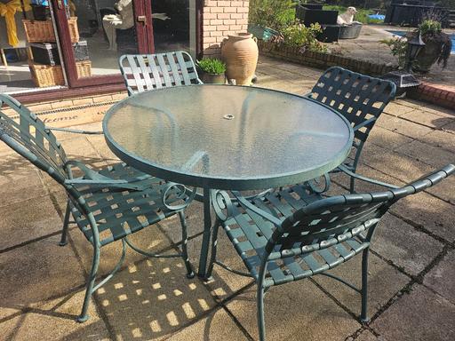 Buy & Sell Essex Brentwood - Photos for metal round garden set