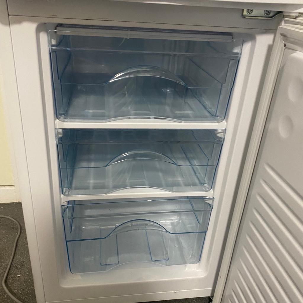 This Ice King freestanding fridge freezer comes in a classic white colour and has a 50/50 split fridge and freezer compartments.

Measuring 47cm width x 120cm length, it is powered by electricity and includes features such as a quiet operation and a range of accessories including a thermostat, hinge, shelf, drawer, adjusting shelves, lamp, doors and door tray.

It is suitable for use as an upright freezer and is a great addition to any home. The appliance is pre-owned but has been well-maintained and is in great working order.

Excellent working condition
Does have the odd minor marks as to be expected over time, doesn’t affect use

8 months old approx
Selling as have a new one
Plug & go

Collection only m27
Must have 2 people to carry down a few stairs