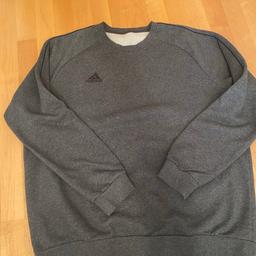 Sweatshirt wurde nur 2x getragen und hat keine Mängel.

Selbstabholung und Versand innerhalb Österreich.
Der Käufer übernimmt den Versand.