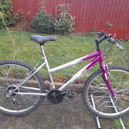 LADIES WOMES ADULTS CHALLENGE 26 INCH WHEEL 17 INCH FRAME 18 SPEED BIKE BICYCLE
BIKE IS READY TO RIDE ONLY COLLECTION
FEEL FREE TO ASK ANY QUESTIONS OR OFFERS
ITEM IS LOCATED PINKWELL LANE UB3 1PJ