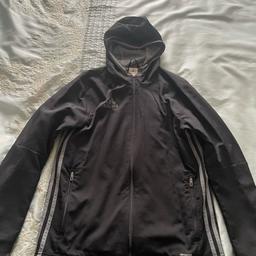 Adidas Lightweight Jacket Age 13-14 & Nike Shorts 12-13 yrs

In immaculate, clean condition.

From a smoke free home. Collect from Tingley, WF3, near Country Baskets.
