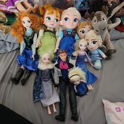used bundle, 2 large animator dolls well used as daughter started experiment with make up, im sure with a scrub it'll all come off...1 singing elsa barbie style, 3 teddies..Great 4 a little girl..bargain price need gone!