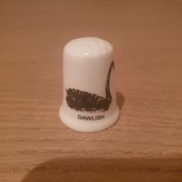 Dawlish thimble

Bone china

Made in England

In good condition

From a pet and smoke-free household

Collected £1