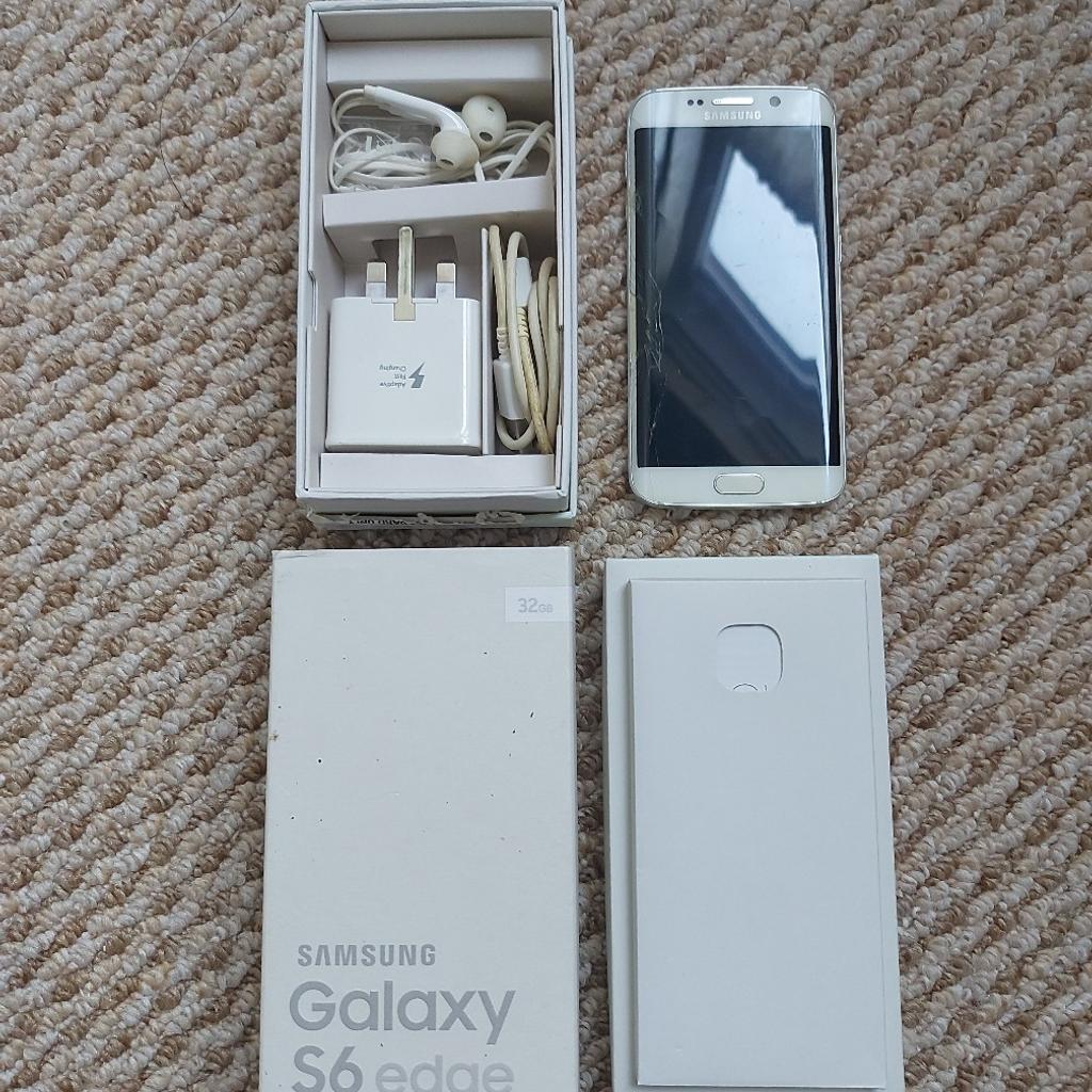 Samsung Galaxy S6 edge 32GB White Pearl, comes complete with adapter, usb cable, earphones, instructions and it's original box. the battery will need replacing and the screen has some is slightly damaged to the left which may need replacing.