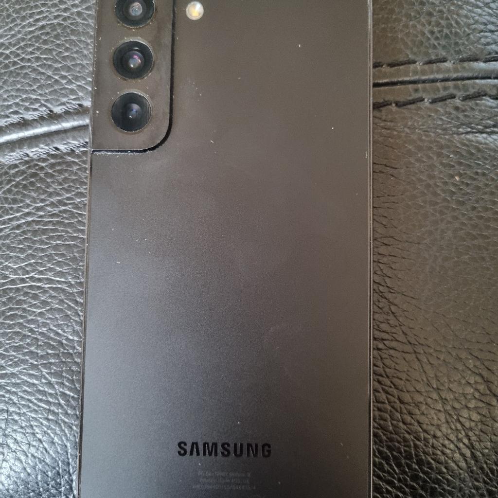 in perfect working order and in new condition s22 plus 5g dual sim unlocked 128GB BLACK can deliver sorry no swops please see my other phones iam based in Bradford west Yorkshire