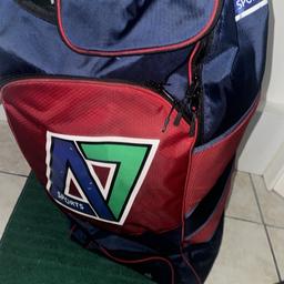 A7 sports cricket bag 
Message for more info
