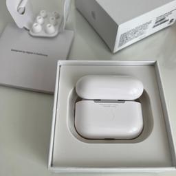 [THESE ARE THE USB-C VERSION] Hiya my daughter got these a few weeks ago and then someone gifted her the AirPod pro maxs which are the over ear headphones and she liked them better and decided to sell these ones. She hardly wore these as they hurt her ears as her ears are very sensitive. Open to offers collection or postage