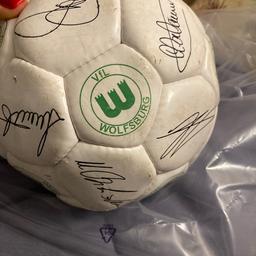 Bespielter Fußball mit Original Unterschriften