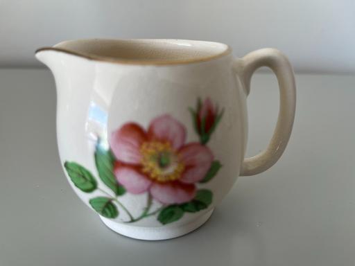 Buy & Sell North Yorkshire Harwood Dale - North Yorkshire - Photos for VINTAGE MINIATURE CREAMER (FLOWER DESIGN)