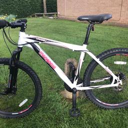 Large frame. The bike rides perfect in every gear with both disc brakes fully working. There are no deep scratches on the frame or seat. The tyres are excellent condition with no buckles. Rides smooth and quiet