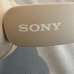 Sony WH-CH520 Wireless Bluetooth Headphones - up to 50 Hours Battery Life with Quick Charge, On-ear style - Beige

Unwanted present