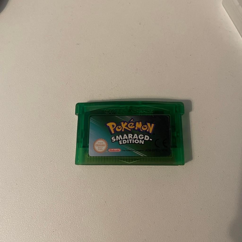 Verkaufe hier das Gameboy Advance Spiel Pokemon Smaragd.
Auch spielbar auf dem Nintendo DS.
Deutsche Version Repro

da Privatverkauf, Keine Garantie und Rücknahme.