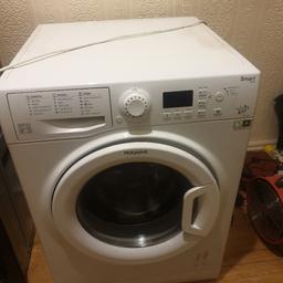 hotpoint smart 9kg
washing machine
working as it should
just had new handle fitted with receipt
pick up l6 tuebrook liverpool or can drop off for a small price of petrol