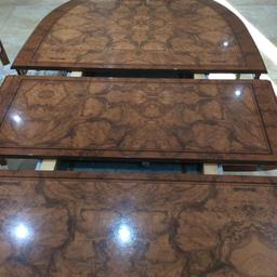 Extendable dining table with 6 chairs in great condition. 

The table has a small chip (2 cm) which is shown in one of the pictures. Besides that, everything in great condition. 

*Dimensions*
Width: 100 cm 
Length: 199 cm (reduces to 159 cm)

Collection only

£350
