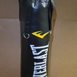 Everlast Polyurethane Punch Bag 4ft

🔶ExDisplay🔶 See pictures

Premium Synthetic Leather.
Scanned Textile waste.
NEVATEAR technology.
Size H122, W42, D42cm.
Weight 22kg.

🔶Check our other items🔶