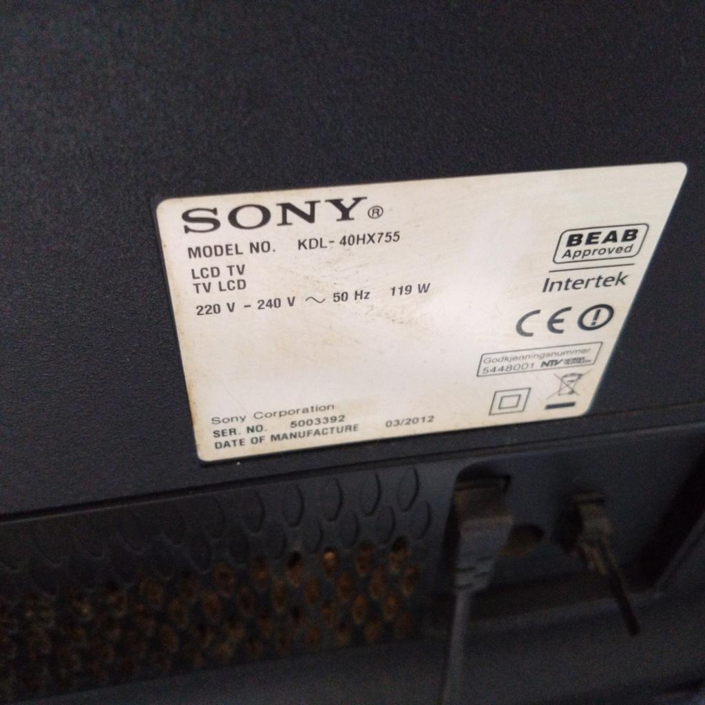 verkaufe hier einen Sony Fernseher
er ist gebraucht aber in einem guten funktionstüchtigen Zustand
Preis ist VB