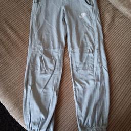 Nice pair of Nike tracksuit bottoms.
Used a few times, loved them! No marks or issues with them, unfortunately I've outgrown them.