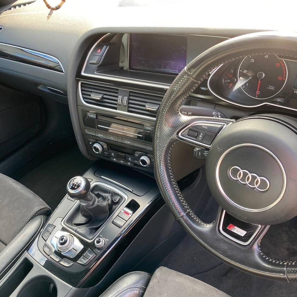 Audi A4 S Line TDI 2013
Diesel
Grey in colour
Miles 114000
Lovely car to drive