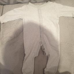 baby boys grey and white romper suit 3-6 months