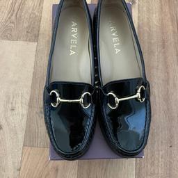 Patent black Carvela loafers.

Used once, with barely any signs of wear. 
Cushioned insole for super comfort so fits great.

#carvela #kurtgeiger #carvelabykurtgeiger #loafers #carvelaloafers #patentloafers #patent