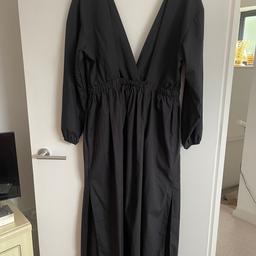 Gorgeous new Maxi dress 
Size 14 
Loose sexy style 
Offers welcome