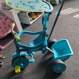 dino trike can take all bits of to make it in a normal trike and freeze the wheels for parent handle