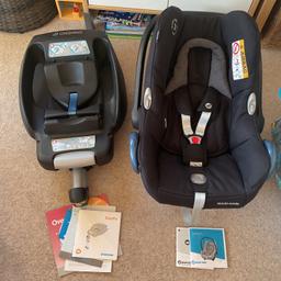 Maxi Cosi CabrioFix Car Seat & EasyFix Base (Isofix) - Birth Upto 12 months (approx) In excellent condition. Cost new £200. Have more pictures please ask. From smoke & pet free home. Collection from Euxton, PR7 6AU