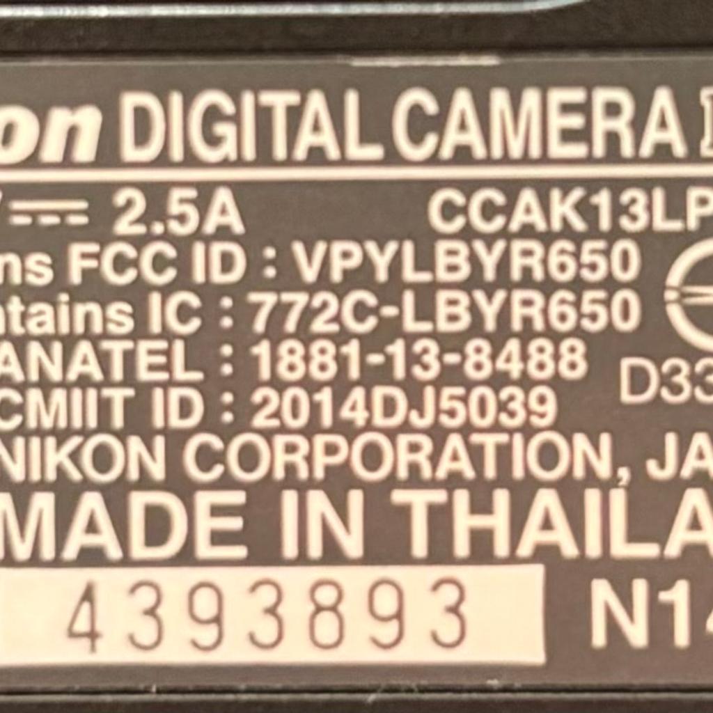 Nikon D5500 mit Objektiv Nikon DX 18-105mm

Inkludiert im Kaufpreis:
Akku Ladegerät
Akku
Speicherkarte
Sonnenblende
Hochwertige Kameratasche

Keine Garantie, keine Rückgabe
