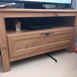 Great tv unit or side board
also has a drawer