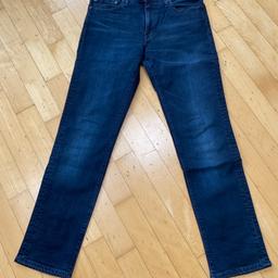 Original Levi’s 511 Jeans, Gr. 32/32, Farbe: dunkelblau (wie auf dem 2.Bild), mit leichter Waschung, kaum getragen, wie neu!