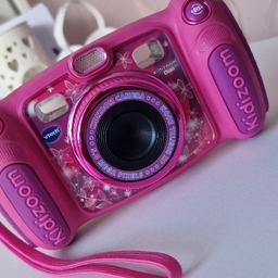 pink vtech kidizoom camera, used a couple of times, not in original packaging, takes 4 AA batteries