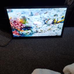19 inch led tv with built-in freeview remote control can be seen working ideal for a kids room or camper with 240 v pick up only marske