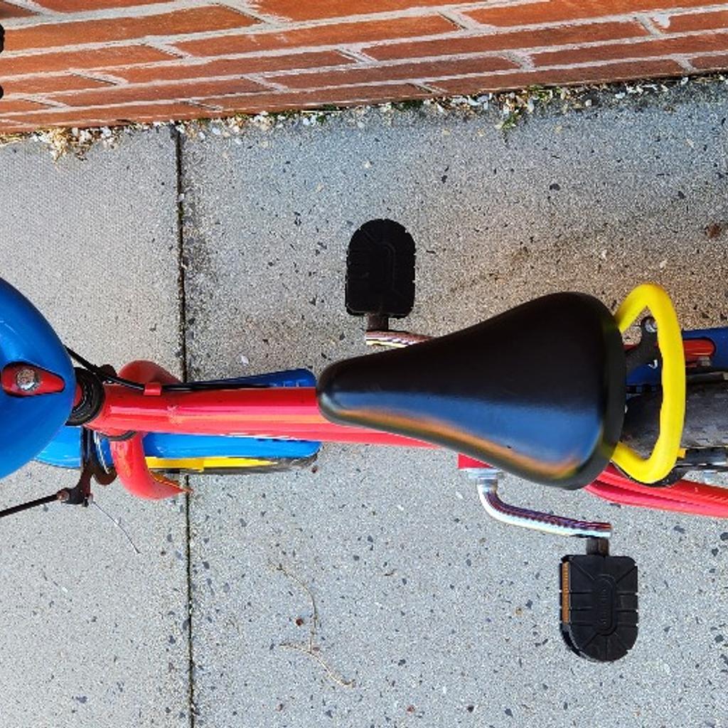 Kids Bike, Little Tikes, kept indoors, no rust, in good working order. Can double as a balance bike without the pedals. in good condition. collection only from Bolton.