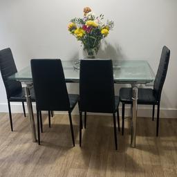Selling my dinning table and six chairs as I don’t have the space for it. Good condition apart from a few small hairline scratches in the glass which is hardly noticeable. The 6 chairs are in good condition as I used covers for them.
Collection from RM10.