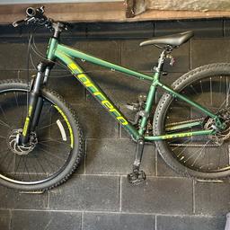 Excellent condition mountain bike as my son as only taken out once since new.
As you can see by tyres like new.
Currently on sale in Halfords for £300 and selling half price £150 just to get space in shed.

Collection only