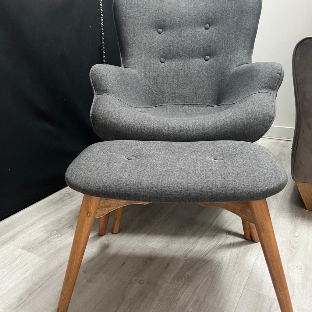 Chair & Stool - comes as a set
Grey with wooden feet
Very good condition
Collection SK14 area
Could potentially deliver if not to far away for a fee.