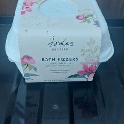 Joules set of 4 bath Fizzers 
Slight mark on the box