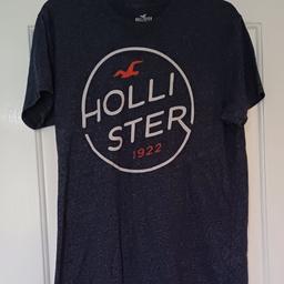 hollister mens top in size small