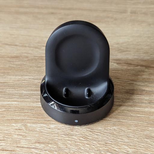 Buy & Sell East London Leamouth - East London - Photos for Samsung galaxy watch charger GENUINE 