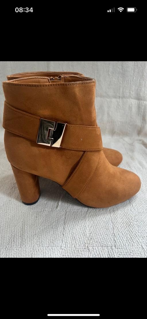 Buy & Sell Bedfordshire Central Bedfordshire - Photos for Block Heel Ankle Boots