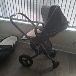 silver Cross limited edition pram set excellent condition comes with foot muff , rain cover , matching silver Cross bag car seat and isofix which also goes onto pram selling cheap as got another couple signs of scratch on handle and minor in frame but other then that it's great bargain 