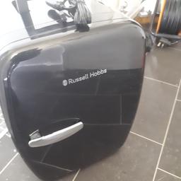 Russell Hobbs PORTABLE fridge. 
comes with mains and car adaptor. 
all works fine.