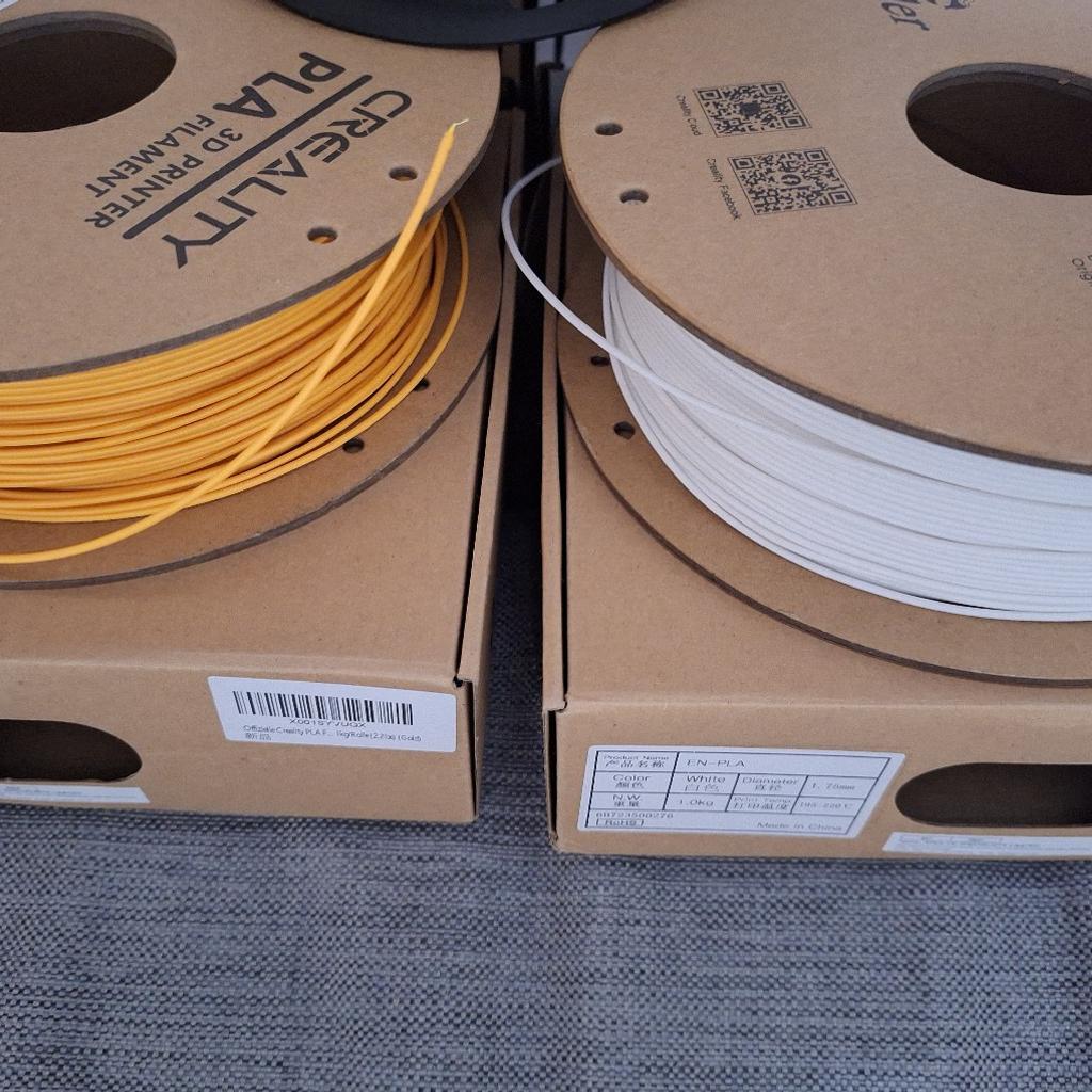 Verkaufe kaum verwendetes Filament für 3D Drucker und Sprühkleber. 5 Rollen Filament in den Farben grün, weiß, orange, grün und dreifärbig.

Wichtiger Hinweis laut Gesetz! Dieser Privatverkauf erfolgt unter Ausschluss von Gewährleistung, Garantie und Rücknahme!