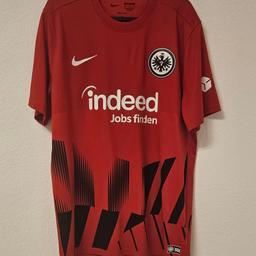 verkaufe ein Original Eintracht Frankfurt Trikot Größe: XL neuwertigen Zustand kaum getragen
