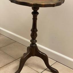 Mid Century Leather Top Side Table
This is a lovely vintage table 
Leather topped and tripod base
It measures 33cm wide x 51cm high 
Viewing welcome
