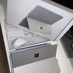 Microsoft Surface Pro 4 mit Tastatur & Pen

Passend dazu:
- Blaue Tastatur
- Grauer originaler Microsoft Surface Pen (magnetisch)
- Mit weißer kabelloser Maus (über USB)

Weitere Infos:
- Intel Core i5 Processor
- 128GB
- 4GB RAM
- Windows 10
- Studiumode und Tabletmode möglich
- Touchscreen
- mit Original Verpackung

349€ VB